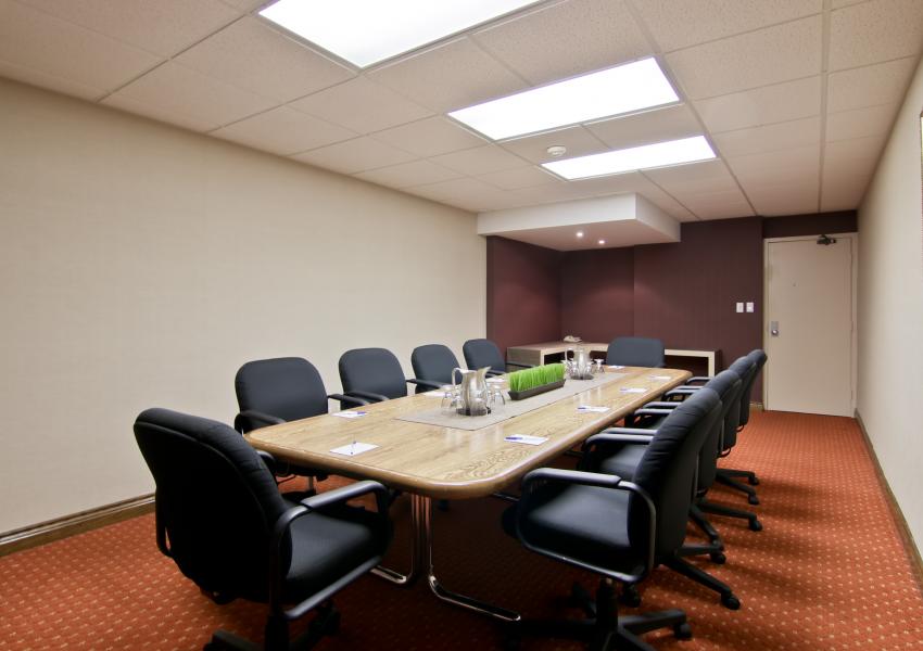 Merritt Boardroom - Book this meeting room in St. Catharines