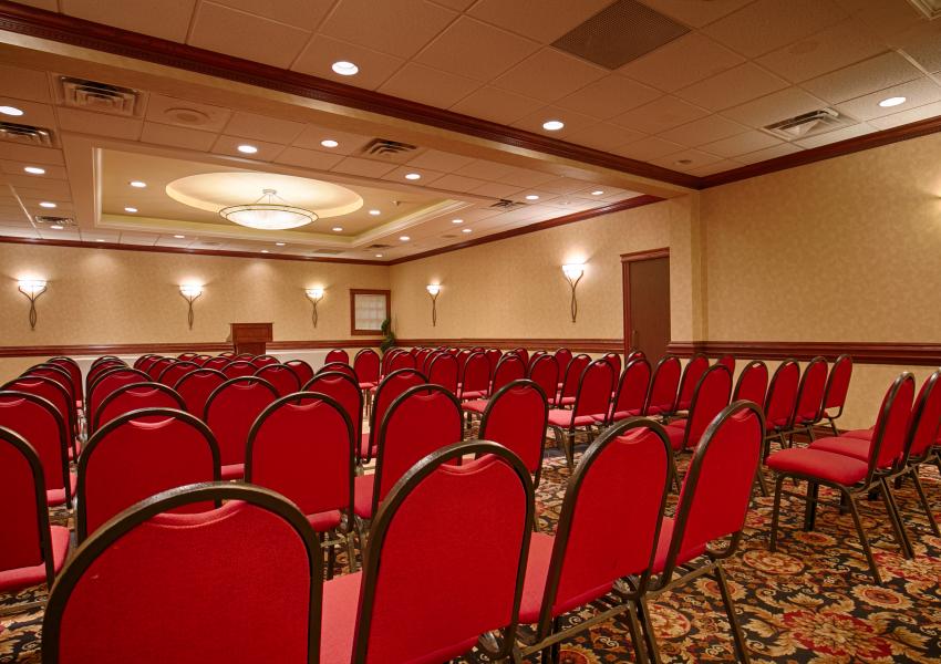 Niagara Room - Book this meeting room in St. Catharines